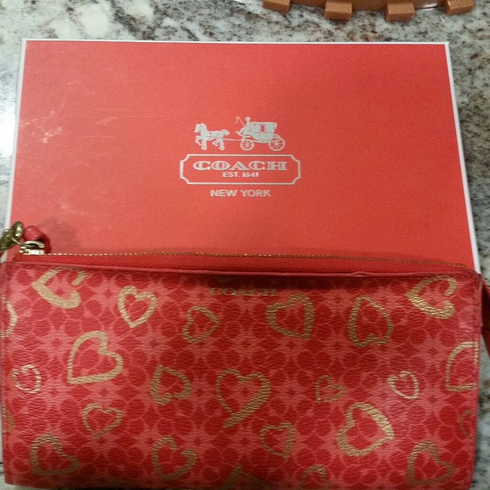 Coach heart wallet